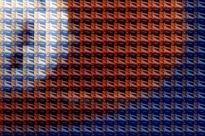Photo mosaic made from only one picture on www.Pictosaic.com - Total number of tiles: 5400 - Sample version
